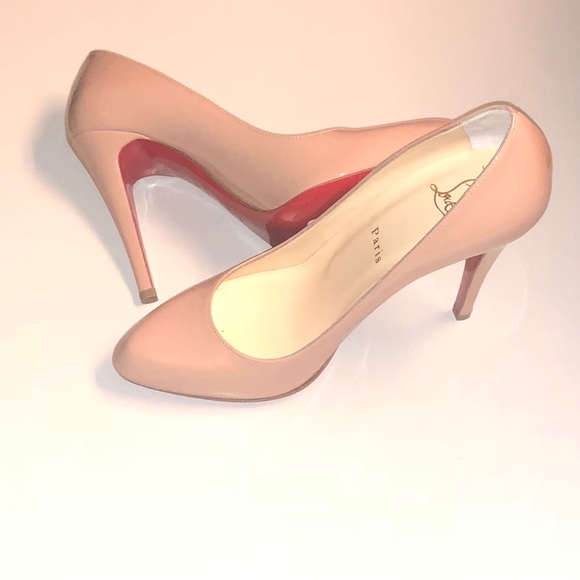 Louboutin pumps. Classic nude size 39 (8.5) - Picture 3 of 4